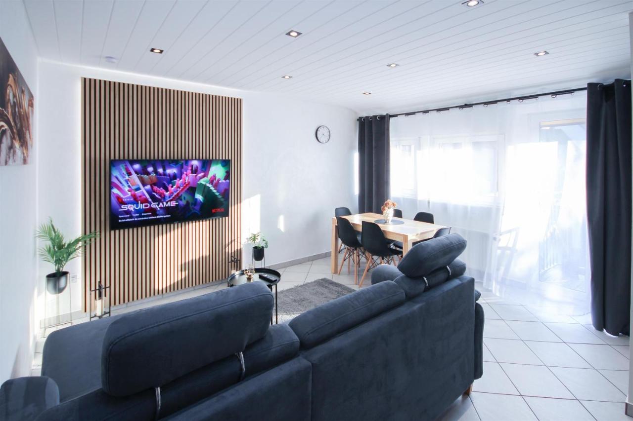 Alfa 3zi-maisonette 6 Personen Zuffenhausen Nahe Porsche & Bosch L Wifi & Smarttv I 3br 4 Beds I Kitchen I Bathroom & Wc Appartement *
